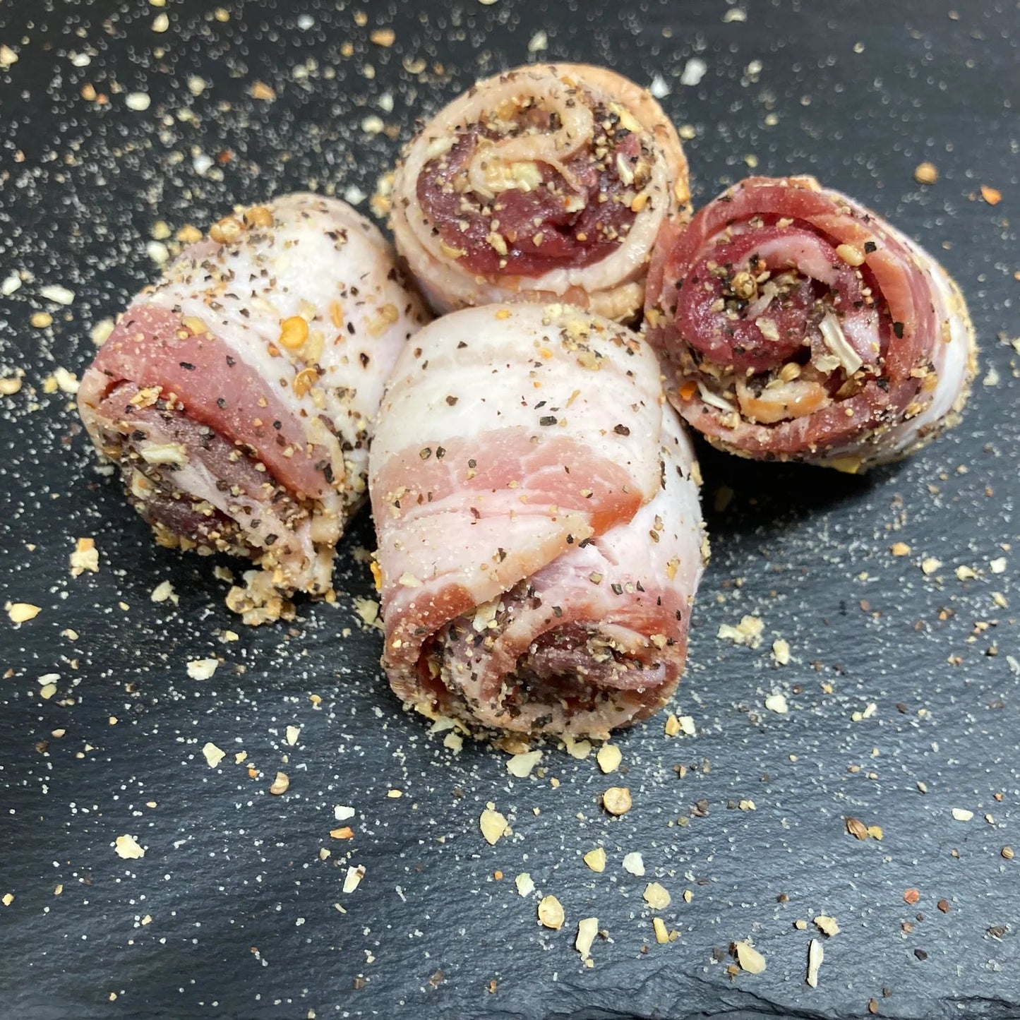 Alouettes de bœuf au bacon fumé – Bouchées de filet mignon à savourer - VitaMenu, Alouette de filet mignon au bacon – viande premium du Québec – Vitamenu.ca épicerie en ligne, boucherie à domicile.