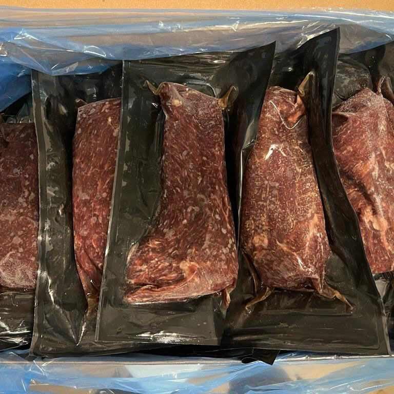 Bavette de bœuf Black Angus AAA nature (2.5kg~13x7oz) - VitaMenu